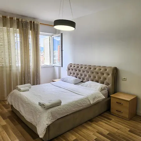 Apartament 2e Myslym Shyri Tirana
