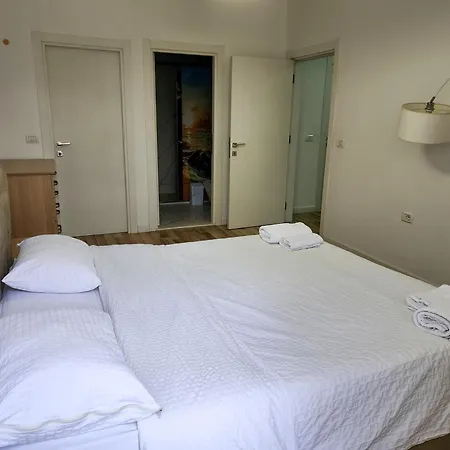 2e Myslym Shyri Apartament