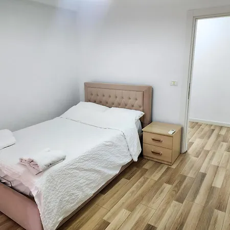 Lägenhet 2e Myslym Shyri Tirana