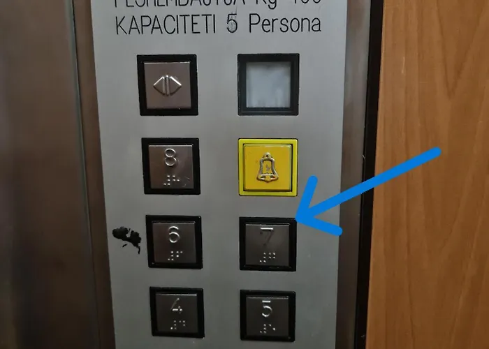 Apartament 2e Myslym Shyri