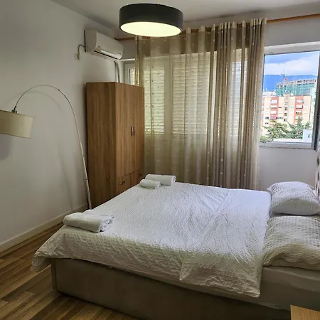 2e Myslym Shyri Apartment Tirana