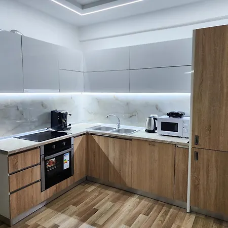 2e Myslym Shyri Apartment *